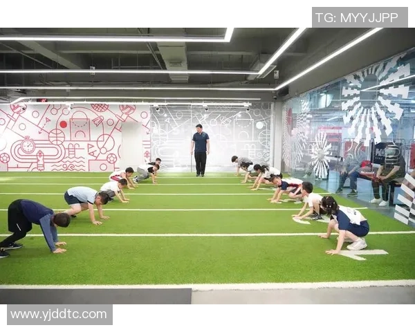 幼儿园篮球体能训练提升孩子运动能力与团队合作精神的快乐之旅
